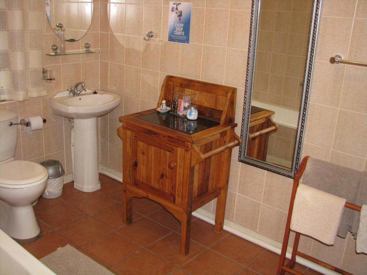 Kaiser'S B&B Grahamstown Ngoại thất bức ảnh